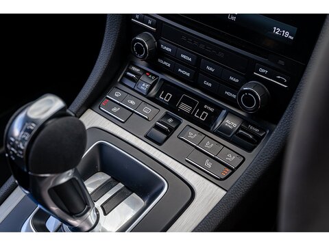 2017 Porsche 991.2 GT3 PDK (44)