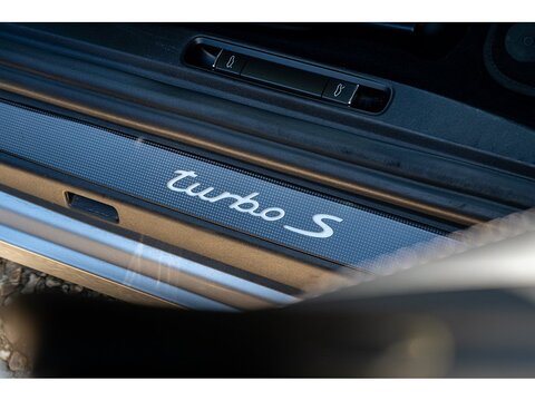 2013 Porsche 991 Turbo S Coupe PDK (23)