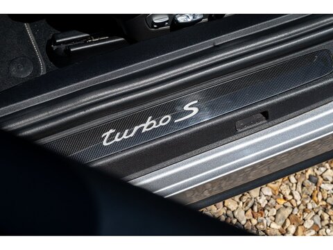 2013 Porsche 991 Turbo S Coupe PDK (23)