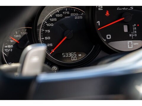 2013 Porsche 991 Turbo S Coupe PDK (23)