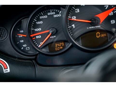 2002 Porsche 996 Cup Car (15)