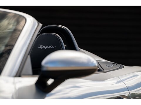 2019 Porsche 718 Spyder 4.0 Manual (33)