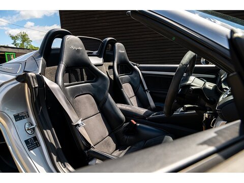 2019 Porsche 718 Spyder 4.0 Manual (33)