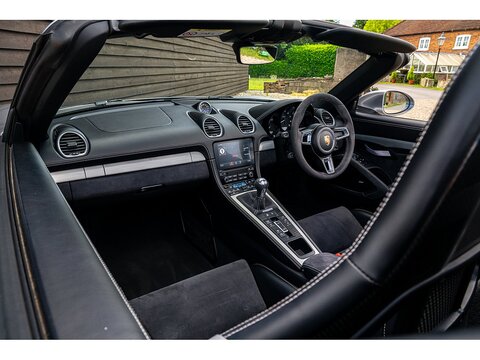 2019 Porsche 718 Spyder 4.0 Manual (33)