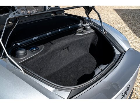 2019 Porsche 718 Spyder 4.0 Manual (33)