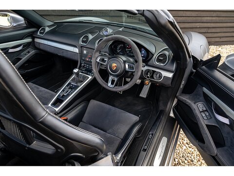 2019 Porsche 718 Spyder 4.0 Manual (33)