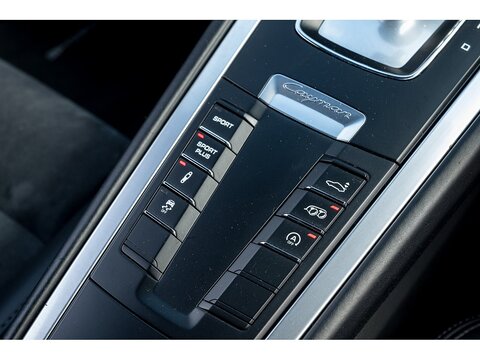 3.4 981 GTS Coupe PDK Euro 6 (31)