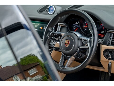 2019 Porsche Macan 2.0 (25)