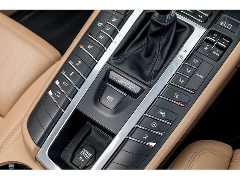 2019 Porsche Macan 2.0 (25)