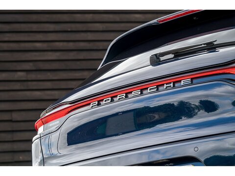 2019 Porsche Macan 2.0 (25)