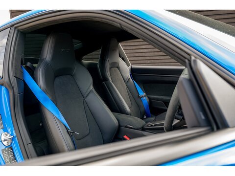 2022 Porsche 992 Carrera GTS Coupe Manual (10)