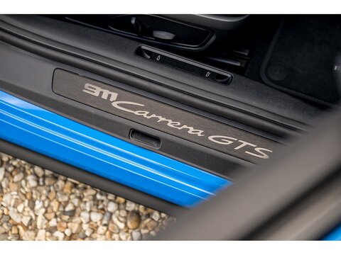 2022 Porsche 992 Carrera GTS Coupe Manual (10)