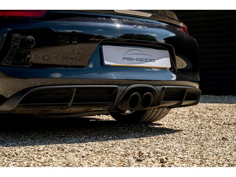 2016 Porsche 981 Cayman GT4 (31)