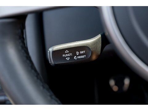 2010 Porsche 987.2 Spyder Manual (23)