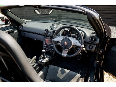 2010 Porsche 987.2 Spyder Manual (23)