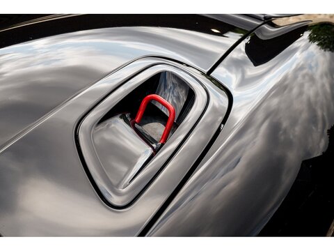 2010 Porsche 987.2 Spyder Manual (23)