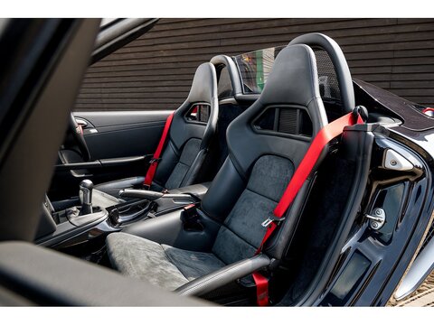 2010 Porsche 987.2 Spyder Manual (23)