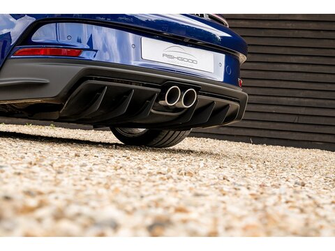 2022 Porsche 992 GT3 Touring PDK (17)