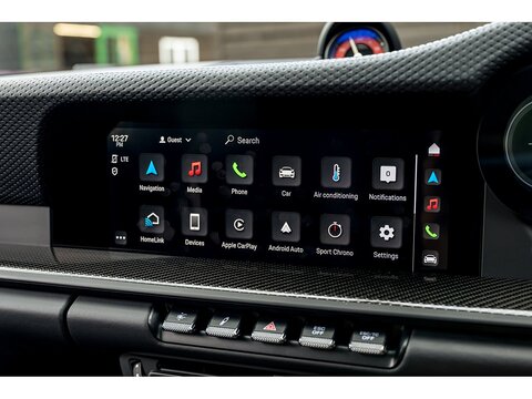 2022 Porsche 992 GT3 Touring PDK (17)