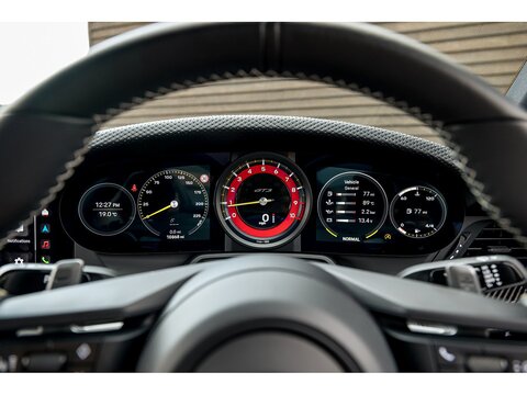 2022 Porsche 992 GT3 Touring PDK (17)