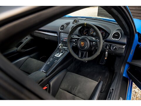 2022 Porsche 718 Cayman GT4 Clubsport PDK (10)