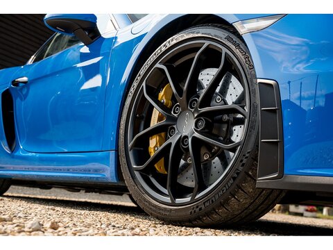 2022 Porsche 718 Cayman GT4 Clubsport PDK (10)