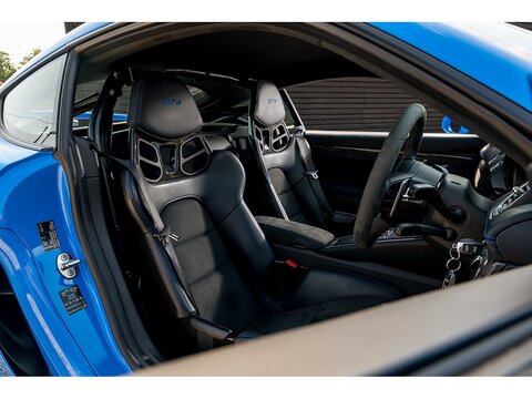 2022 Porsche 718 Cayman GT4 Clubsport PDK (10)