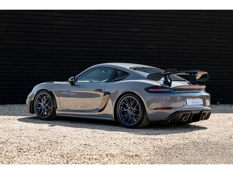 2022 Porsche 718 GT4 RS PDK (32)