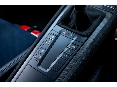 2022 Porsche 718 GT4 RS PDK (32)