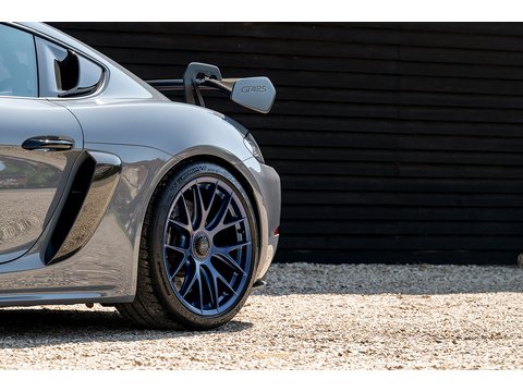 2022 Porsche 718 GT4 RS PDK (32)