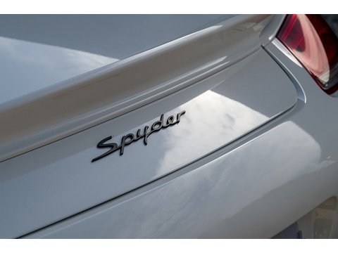 2011 Porsche 987 Spyder Manual (17)
