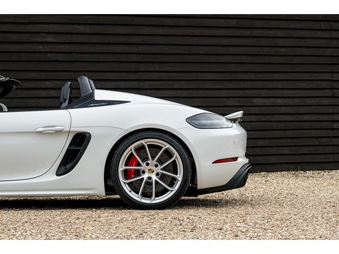 2021/71 Porsche 718 Spyder 4.0 Manual (33)
