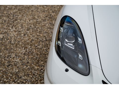 2021/71 Porsche 718 Spyder 4.0 Manual (33)