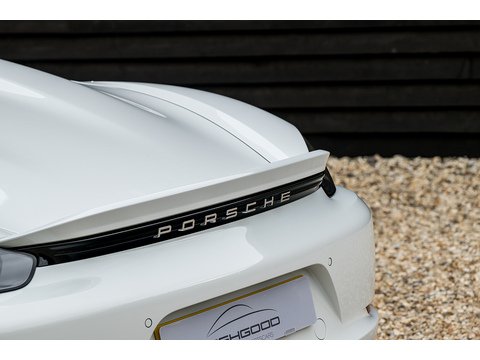 2021/71 Porsche 718 Spyder 4.0 Manual (33)