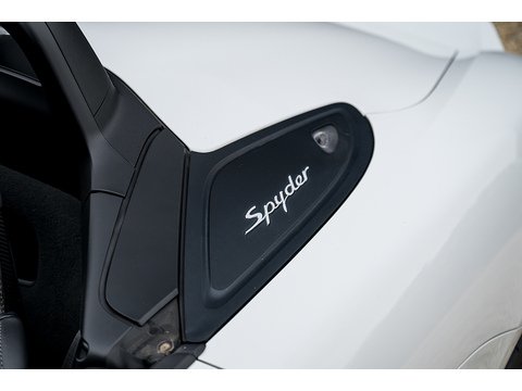 2021/71 Porsche 718 Spyder 4.0 Manual (33)