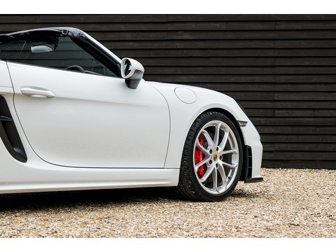 2021/71 Porsche 718 Spyder 4.0 Manual (33)