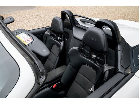 2021/71 Porsche 718 Spyder 4.0 Manual (33)