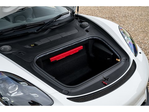 2021/71 Porsche 718 Spyder 4.0 Manual (33)