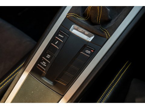 2015 Porsche 981 GT4 (12)