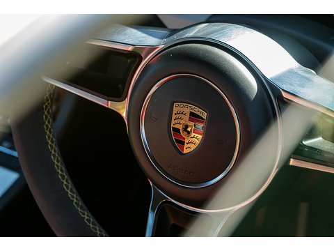 2015 Porsche 981 GT4 (12)