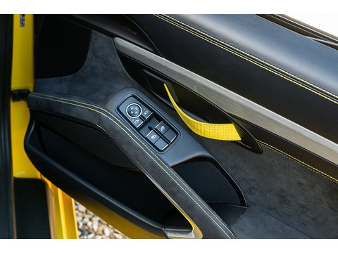 2015 Porsche 981 GT4 (12)