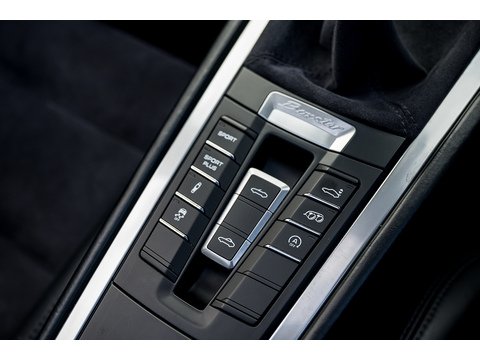 2015 Porsche 981 Boxster GTS Manual (40)