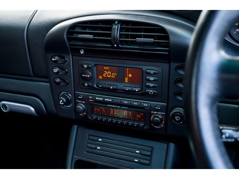 2004 Porsche 996 GT3 Manual (2)