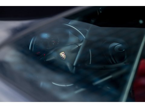 2004 Porsche 996 GT3 Manual (2)