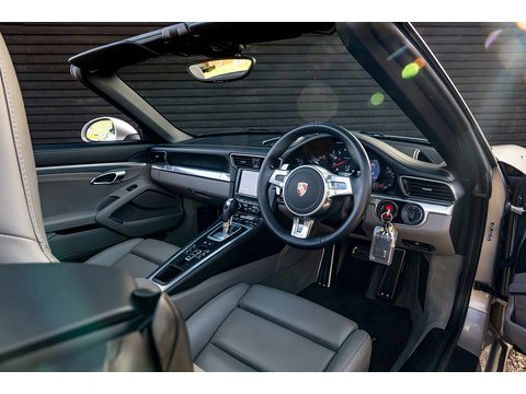 2012 Porsche 991 Carrera S Convertible PDK (43)