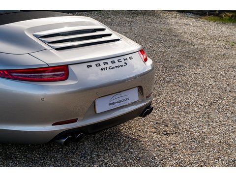 2012 Porsche 991 Carrera S Convertible PDK (43)