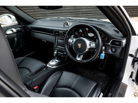 2011 Porsche 997 Carrera GTS Coupe PDK (28)