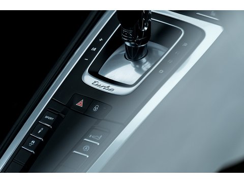 2013 Porsche 991 Turbo Coupe PDK (35)