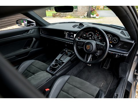 2022 Porsche 992 GTS 4WD Coupe PDK (18)