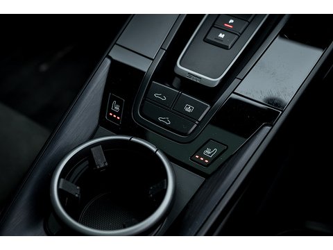 2022 Porsche 992 GTS 4WD Coupe PDK (18)